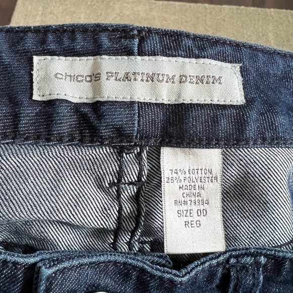 Chico's Platinum Denim Jeans Women's 00 (2) Mid Rise Slim Straight Leg Dark Wash - Picture 5 of 6